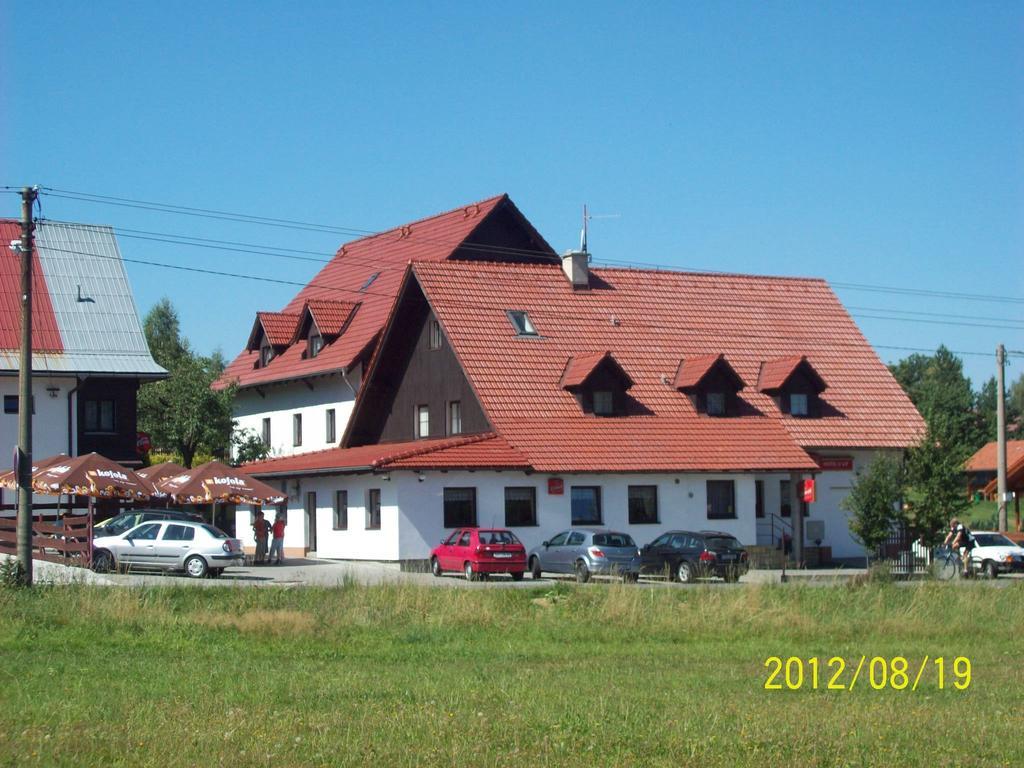 Hotel U Lip Trojanovice Frenštát pod Radhoštěm Esterno foto