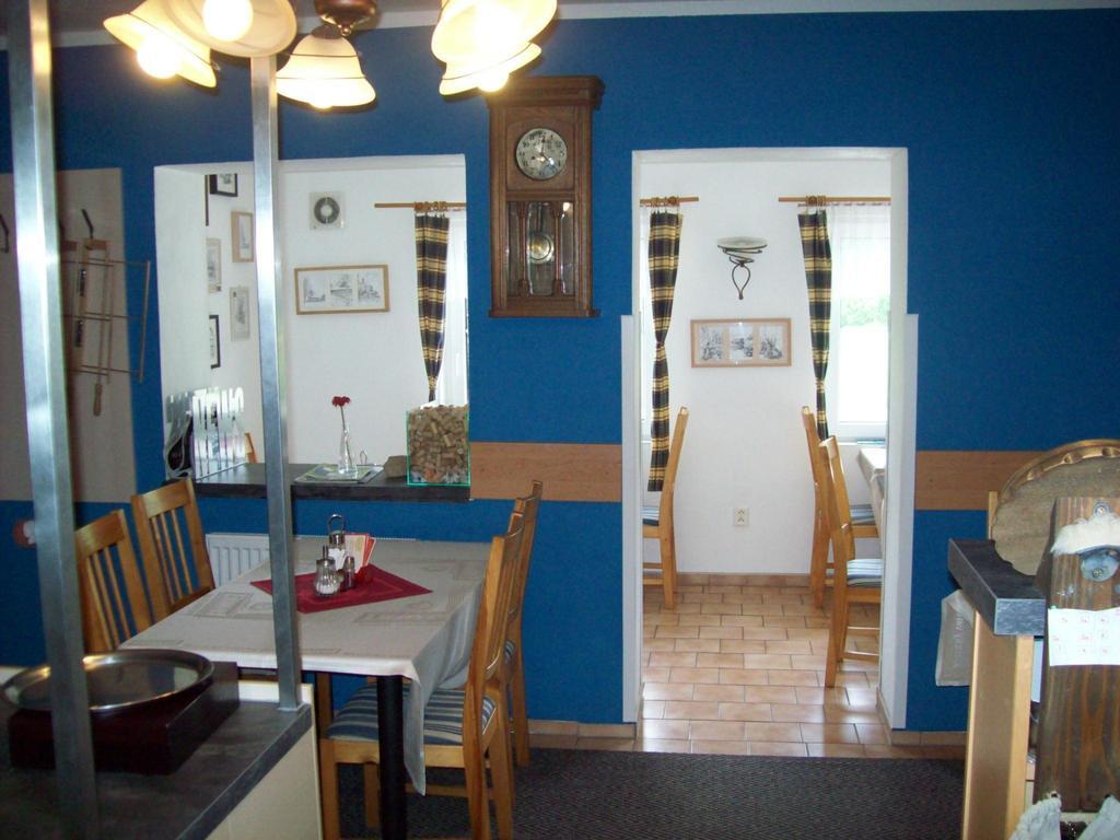 Hotel U Lip Trojanovice Frenštát pod Radhoštěm Esterno foto