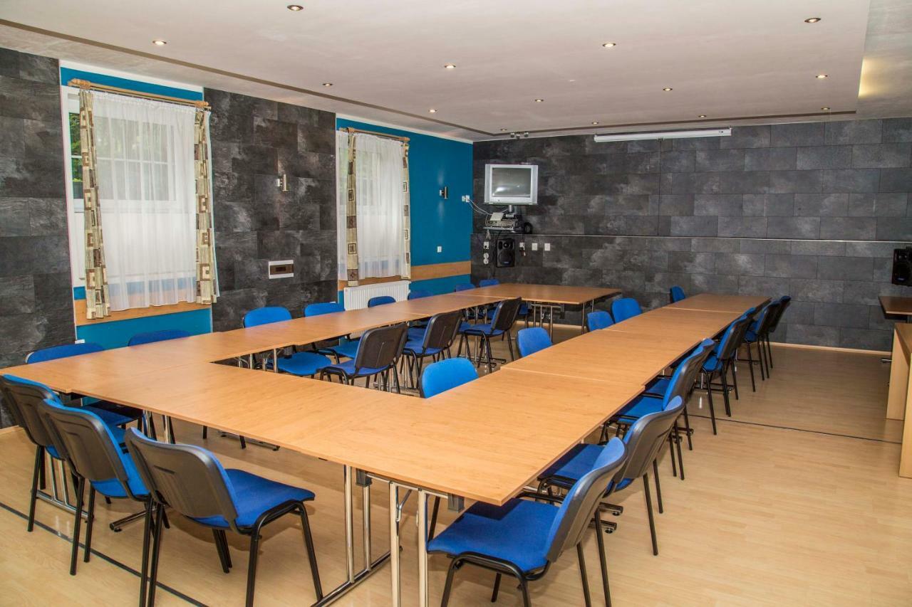 Hotel U Lip Trojanovice Frenštát pod Radhoštěm Esterno foto